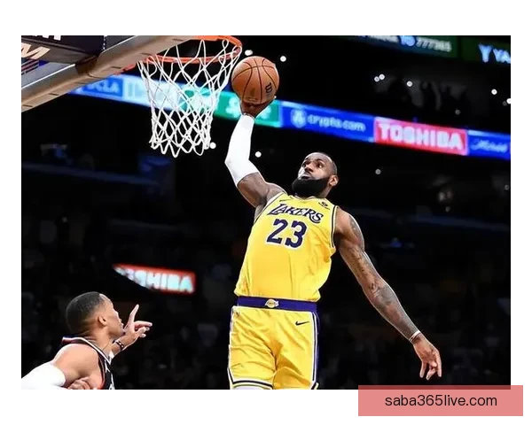 紫金王朝或将落幕詹姆斯本赛季后或告别湖人退役概率显著上升